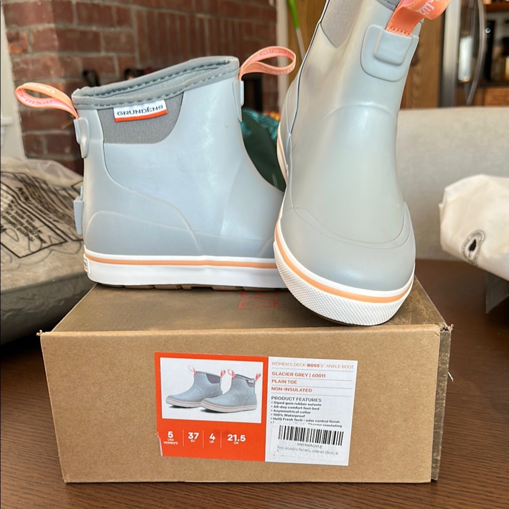 Women Gray Ankle Boots